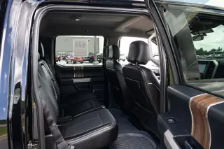 Ford F-150 2018 4x4 Lariat 4 puertas SuperCrew 5.5 pies. Caja corta