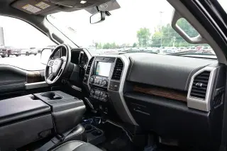 Ford F-150 2018 4x4 Lariat 4 puertas SuperCrew 5.5 pies. Caja corta