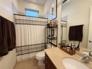 Propiedad en alquiler con 3 dormitorios y 2 baños en Chicago