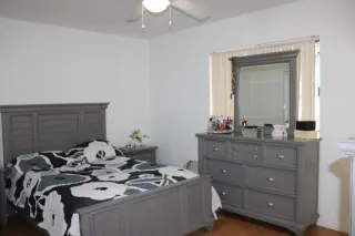 Propiedad en alquiler con 3 dormitorios y 2 baños en Port Saint Lucie