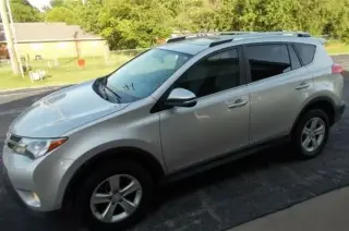 2014 TOYOTA RAV4 XLE