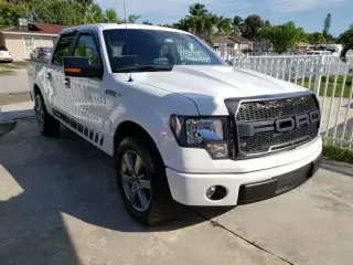 2015 FORD F150 4DR