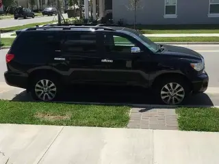 2010 Toyota Sequoia LTD