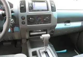 2008 NISSAN FRONTIER SE 4DR
