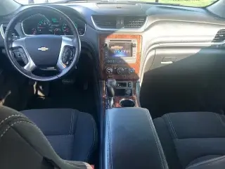 2014 CHEVROLET TRAVERSE LT