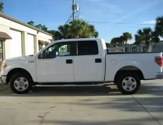 2010 FORD F150 XLT 4DR