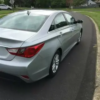 2014 HYUNDAI SONATA GLS SEDAN