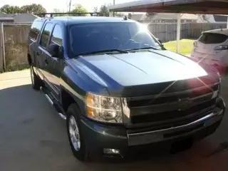 2009 Chevy Silverado LT 4DR