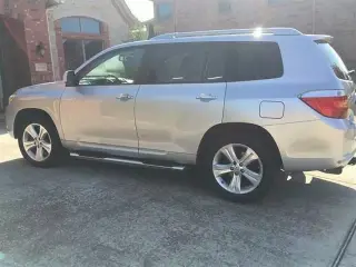 2009 Toyota Highlander LTD