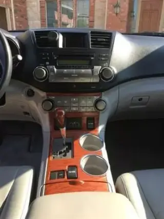 2009 Toyota Highlander LTD