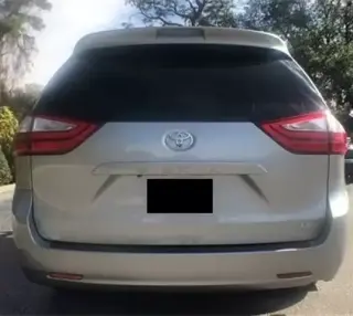 2016 TOYOTA SIENNA LE