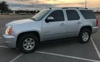 2011 GMC YUKON SLE SUV