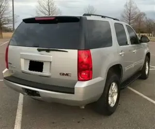 2011 GMC YUKON SLE SUV