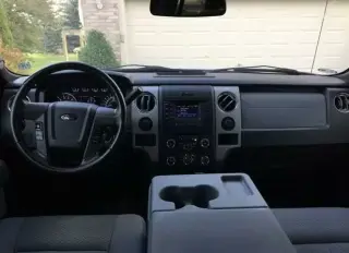 2013 Ford F-150 XLT 4DR