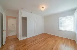 3Bed 2Bath Home in Wilshire Blvd