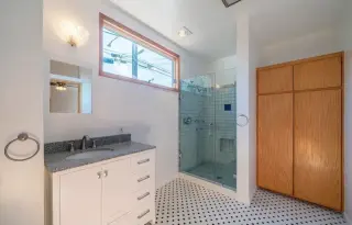 3Bed 2Bath Home in Wilshire Blvd