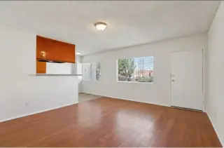 1Bedroom 1Bath Apt in  Gardena