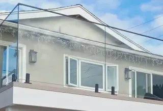 SHOWER DOORS, Ventanas y más.