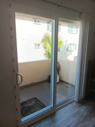 SHOWER DOORS, Ventanas y más.