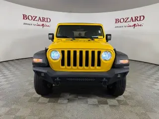Jeep Wrangler Unlimited 2021 4x4 Sport 4 puertas SUV