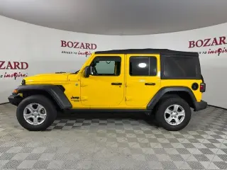 Jeep Wrangler Unlimited 2021 4x4 Sport 4 puertas SUV