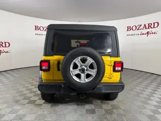 Jeep Wrangler Unlimited 2021 4x4 Sport 4 puertas SUV