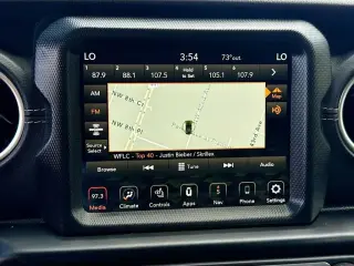 Jeep Wrangler Unlimited 2022 4x4 Sahara 4 puertas SUV