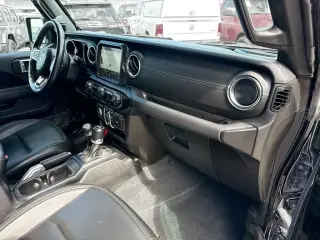 Jeep Wrangler Unlimited 2022 4x4 Sahara 4 puertas SUV