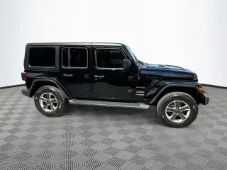 Jeep Wrangler Unlimited 2022 4x4 Sahara 4 puertas SUV