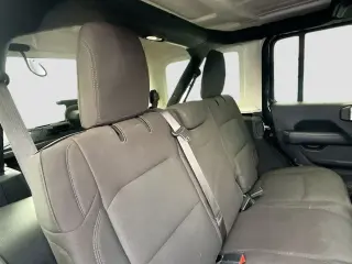 Jeep Wrangler Unlimited 2022 4x4 High Altitude 4 puertas SUV