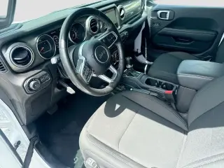 Jeep Wrangler Unlimited 2022 4x4 Sahara 4 puertas SUV