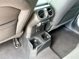 Jeep Wrangler Unlimited 2022 4x4 Sahara 4 puertas SUV