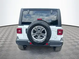Jeep Wrangler Unlimited 2022 4x4 Sahara 4 puertas SUV