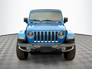 Jeep Wrangler 2023 4x4 Sahara 4 puertas SUV