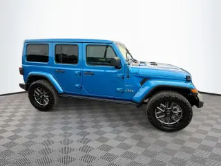 Jeep Wrangler 2023 4x4 Sahara 4 puertas SUV