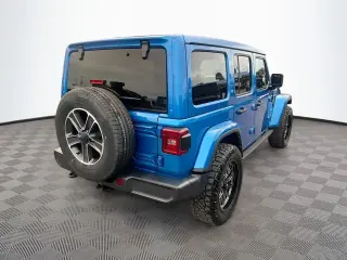 Jeep Wrangler 2023 4x4 Sahara 4 puertas SUV