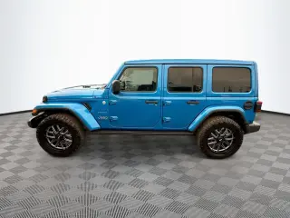 Jeep Wrangler 2023 4x4 Sahara 4 puertas SUV