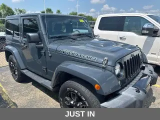 Jeep Wrangler 2017 4x4 Sahara 2 puertas SUV