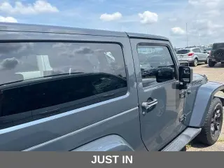 Jeep Wrangler 2017 4x4 Sahara 2 puertas SUV