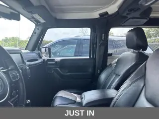 Jeep Wrangler 2017 4x4 Sahara 2 puertas SUV