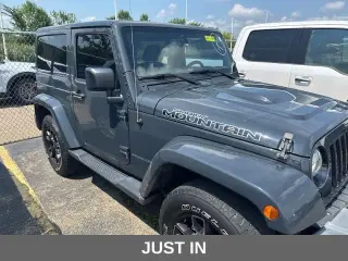 Jeep Wrangler 2017 4x4 Sahara 2 puertas SUV