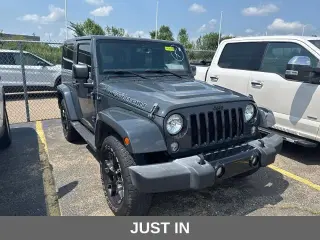 Jeep Wrangler 2017 4x4 Sahara 2 puertas SUV
