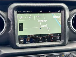 Jeep Wrangler Unlimited 2022 4x4 Sahara Altitude 4 puertas SUV