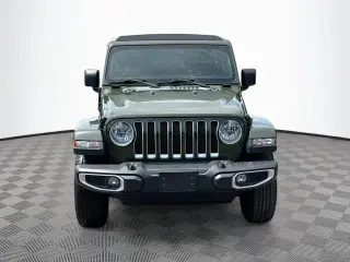 Jeep Wrangler Unlimited 2022 4x4 Sahara Altitude 4 puertas SUV