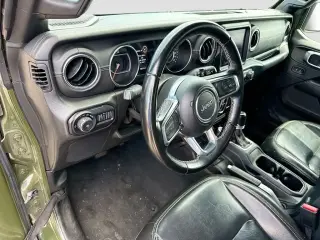 Jeep Wrangler Unlimited 2022 4x4 Sahara Altitude 4 puertas SUV