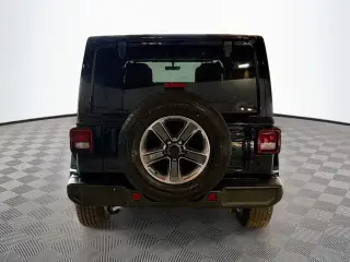 Jeep Wrangler Unlimited 2022 4x4 Sahara 4 puertas SUV