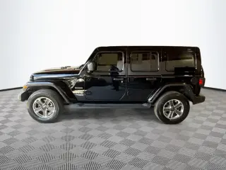 Jeep Wrangler Unlimited 2022 4x4 Sahara 4 puertas SUV