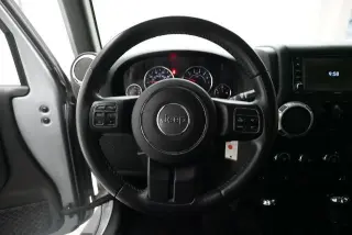 Jeep Wrangler JK Unlimited 2018 4x4 Sahara 4 puertas SUV
