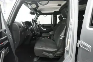 Jeep Wrangler JK Unlimited 2018 4x4 Sahara 4 puertas SUV