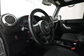 Jeep Wrangler JK Unlimited 2018 4x4 Sahara 4 puertas SUV